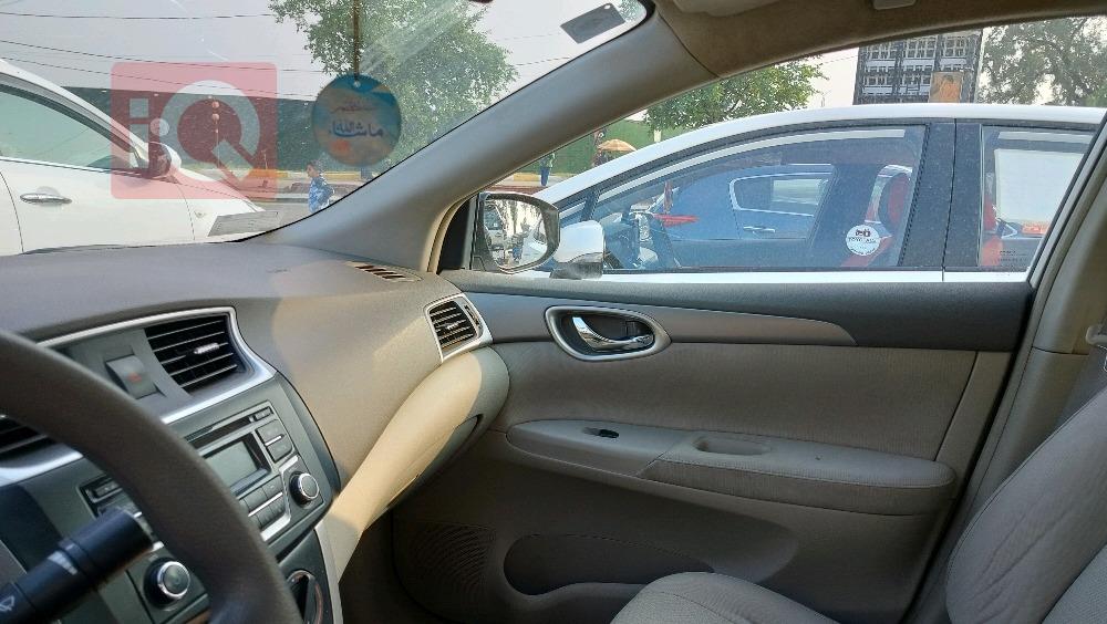 نيسان سنترا